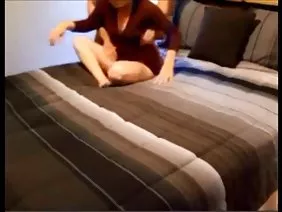 Cuatro grandes tetas de plástico a la vez.