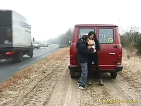 Petite asiático glamour adolescente montando polla dura