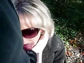 Adolescente es tan cachonda que finalmente está lista para anal