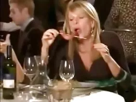 Tiffany Watson squirting después de la penetración de la BBC