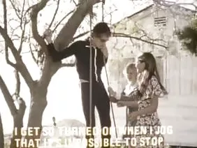Sensual escena lésbica con Alexis y Lady.