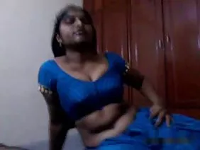 Caliente Jessyka Swan muestra su gran culo